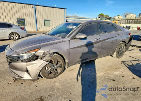 2022 Hyundai Elantra Sel z USA, uszkodzony, nr VIN KMHLM4AG8NU321123